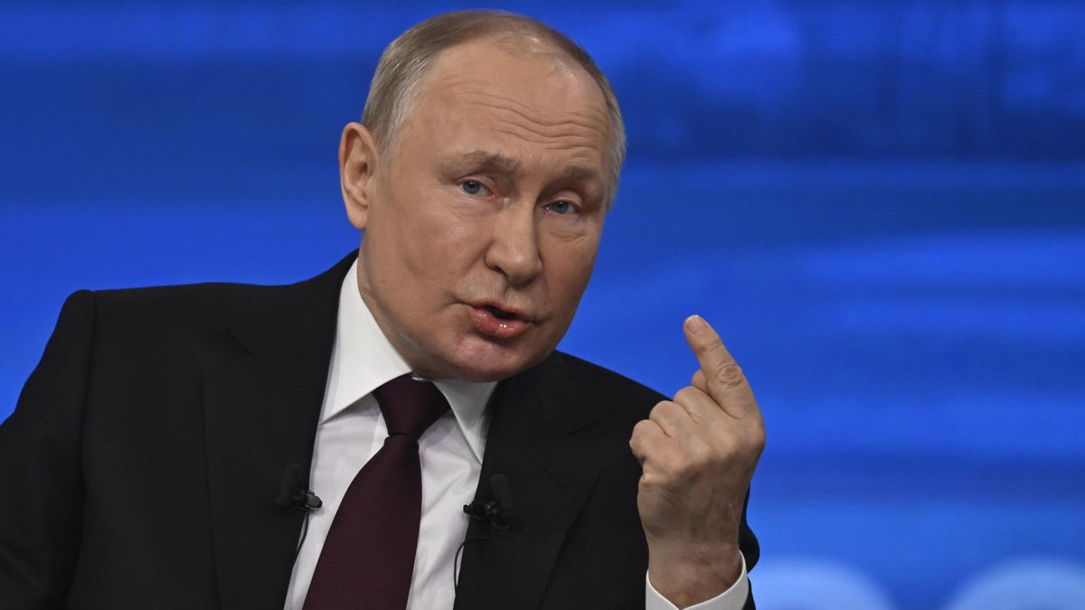 Putinovi položil dotaz „druhý Putin“. Odmítl zvěsti o dvojnících
